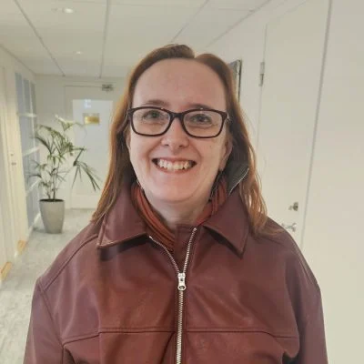 Maria Helle, lärare